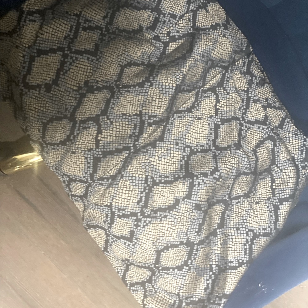 NEVER WORN snakeskin print mini